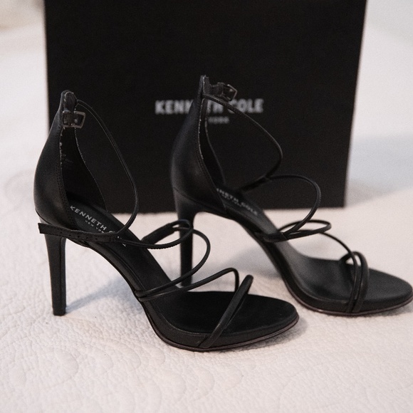 SOLD Kenneth Cole BRETT Black Strappy Heels - Picture 4 of 7